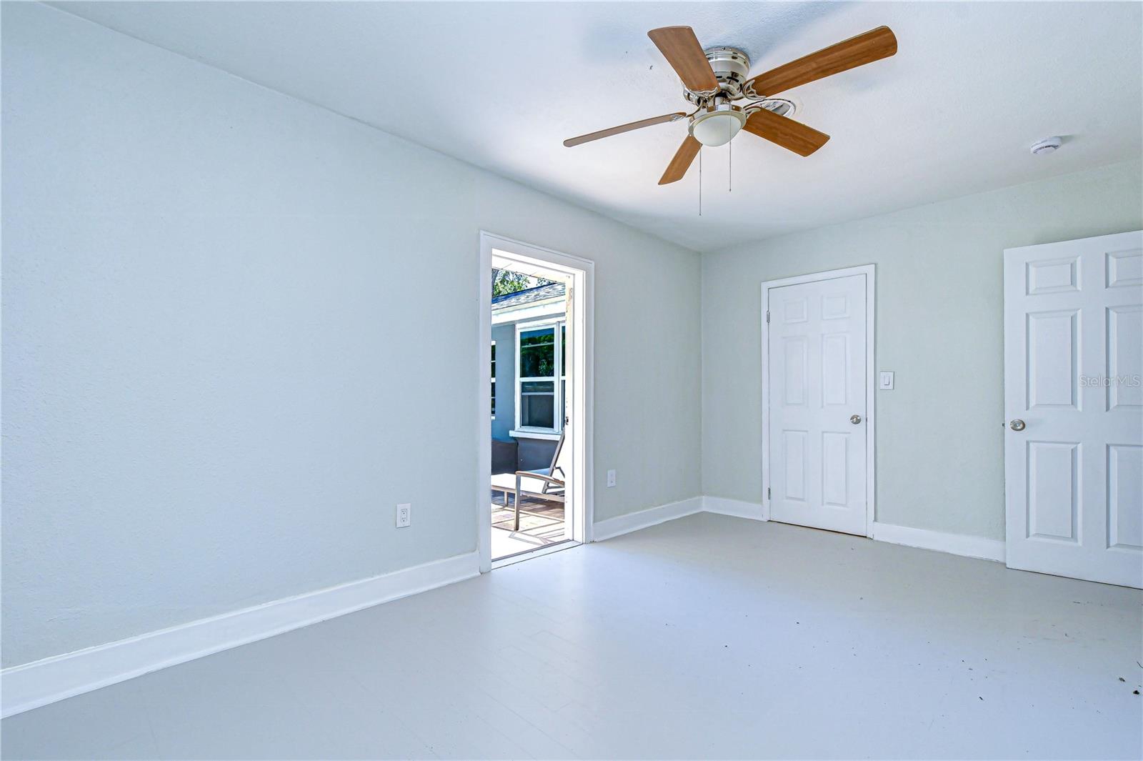 909 HART ST, CLEARWATER, FL, 33755