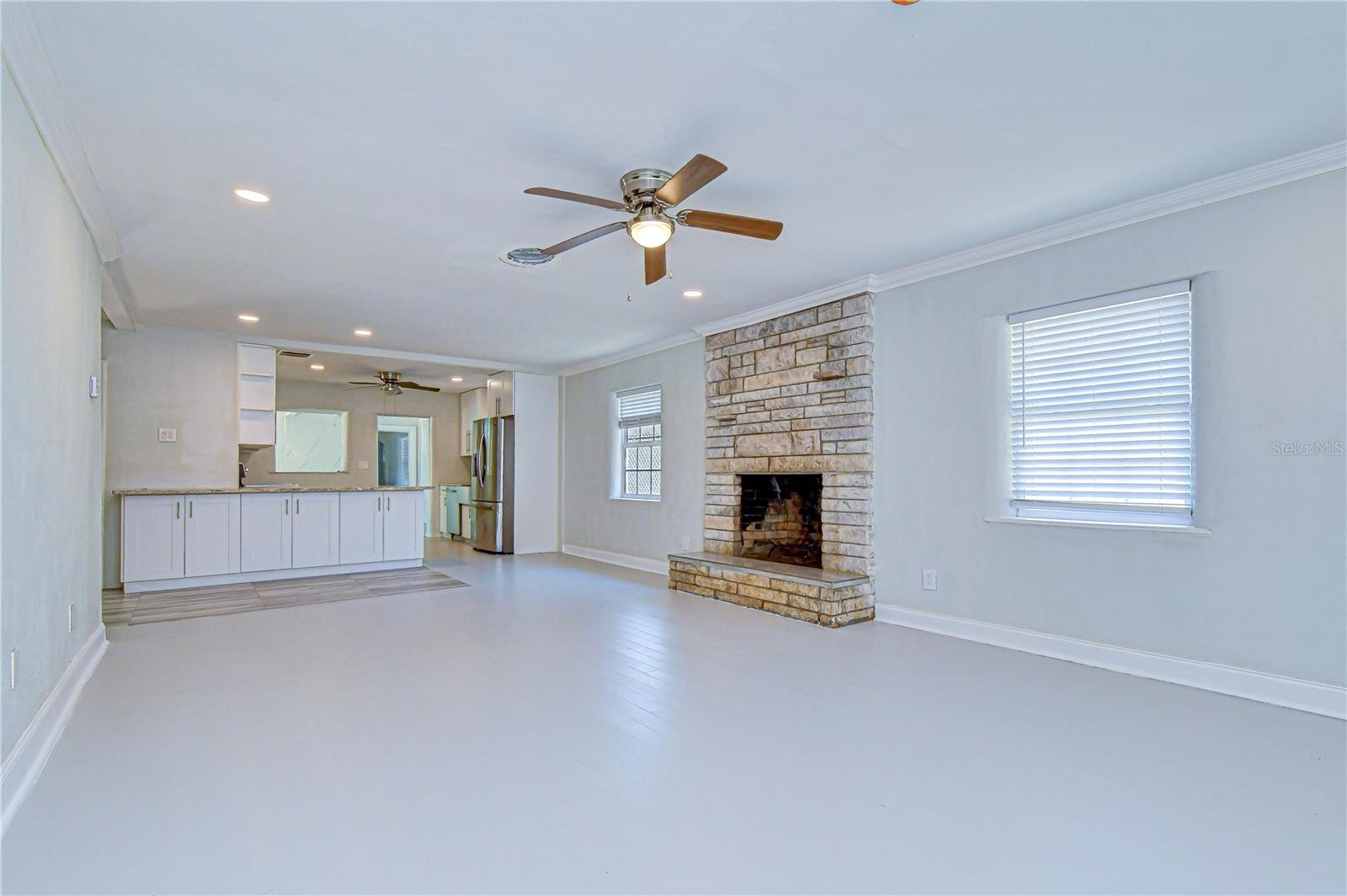 909 HART ST, CLEARWATER, FL, 33755