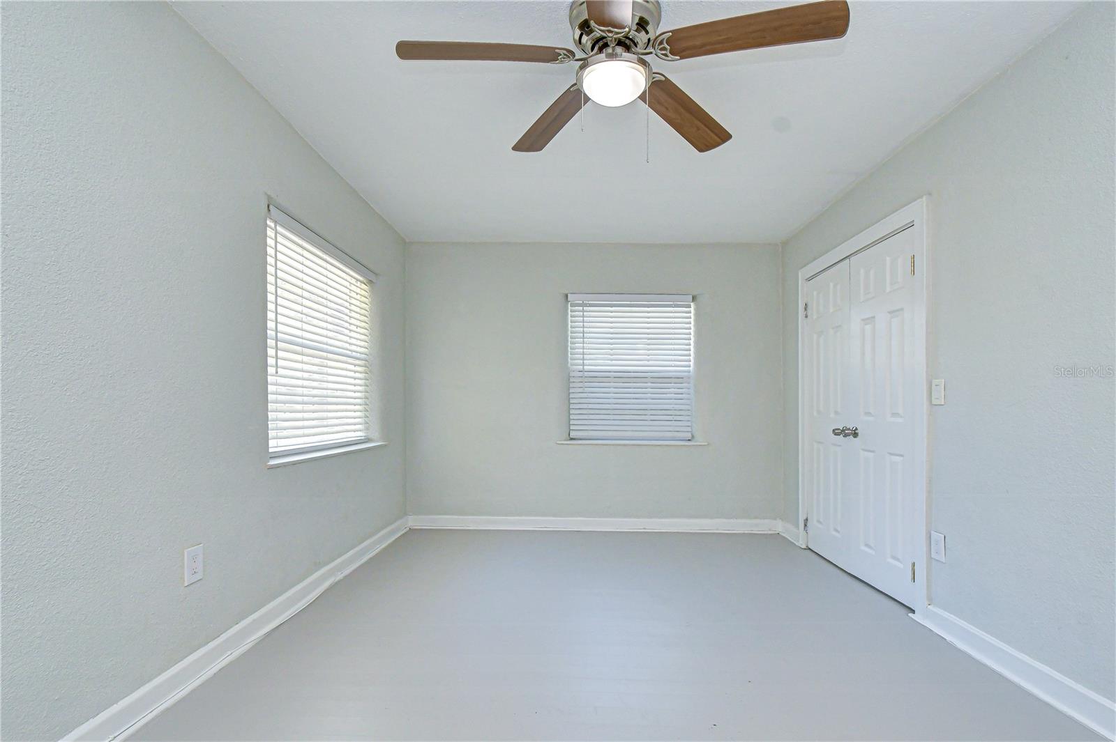 909 HART ST, CLEARWATER, FL, 33755