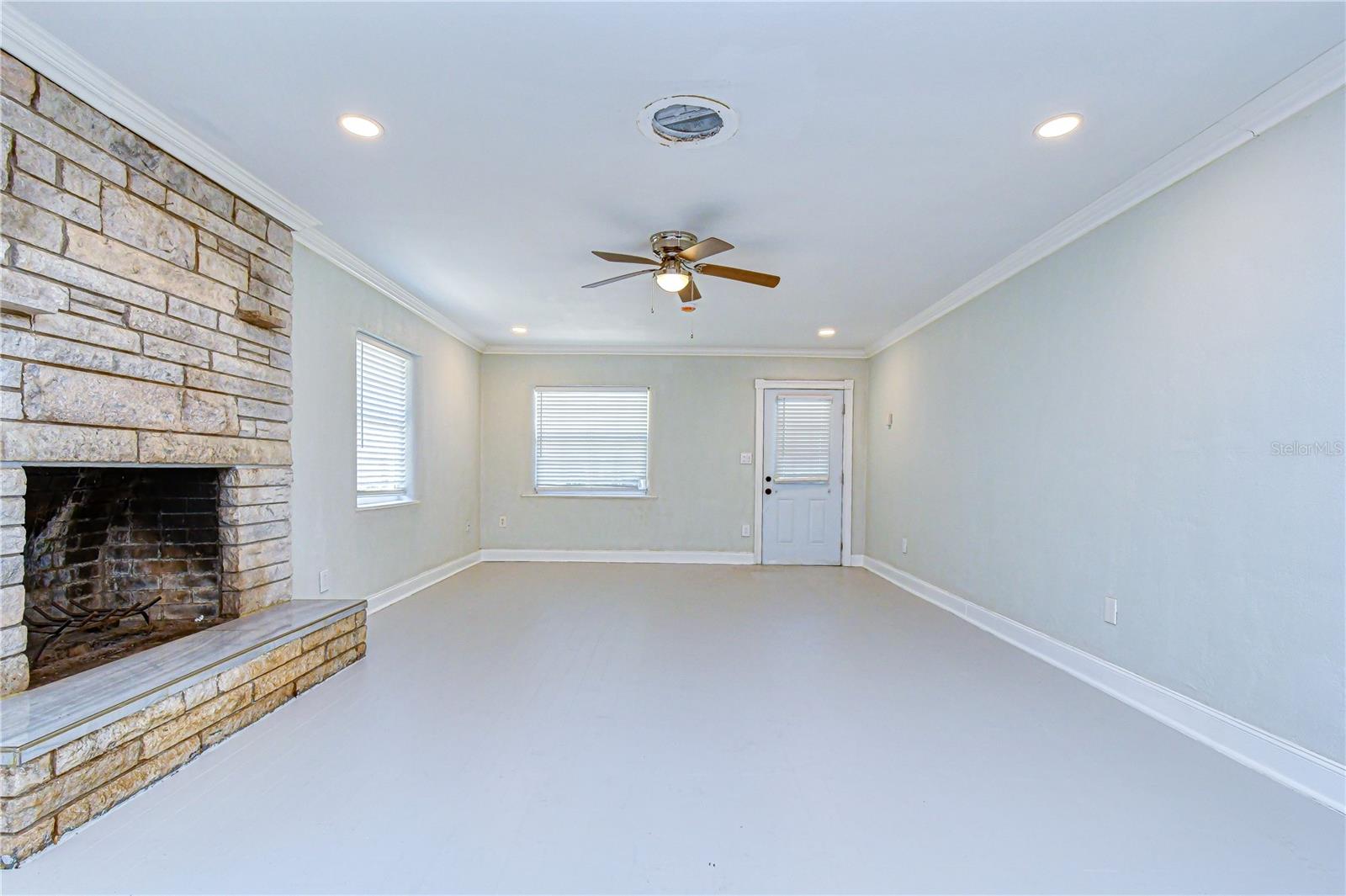 909 HART ST, CLEARWATER, FL, 33755