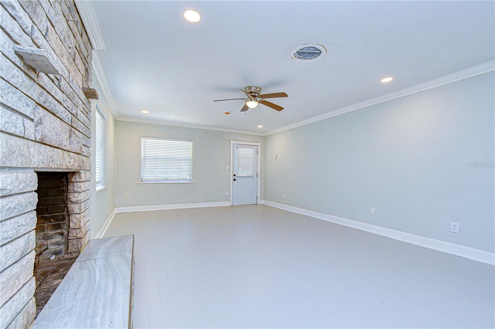 909 HART ST, CLEARWATER, FL, 33755