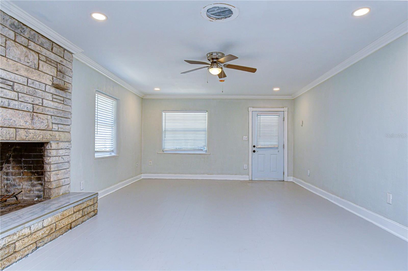 909 HART ST, CLEARWATER, FL, 33755