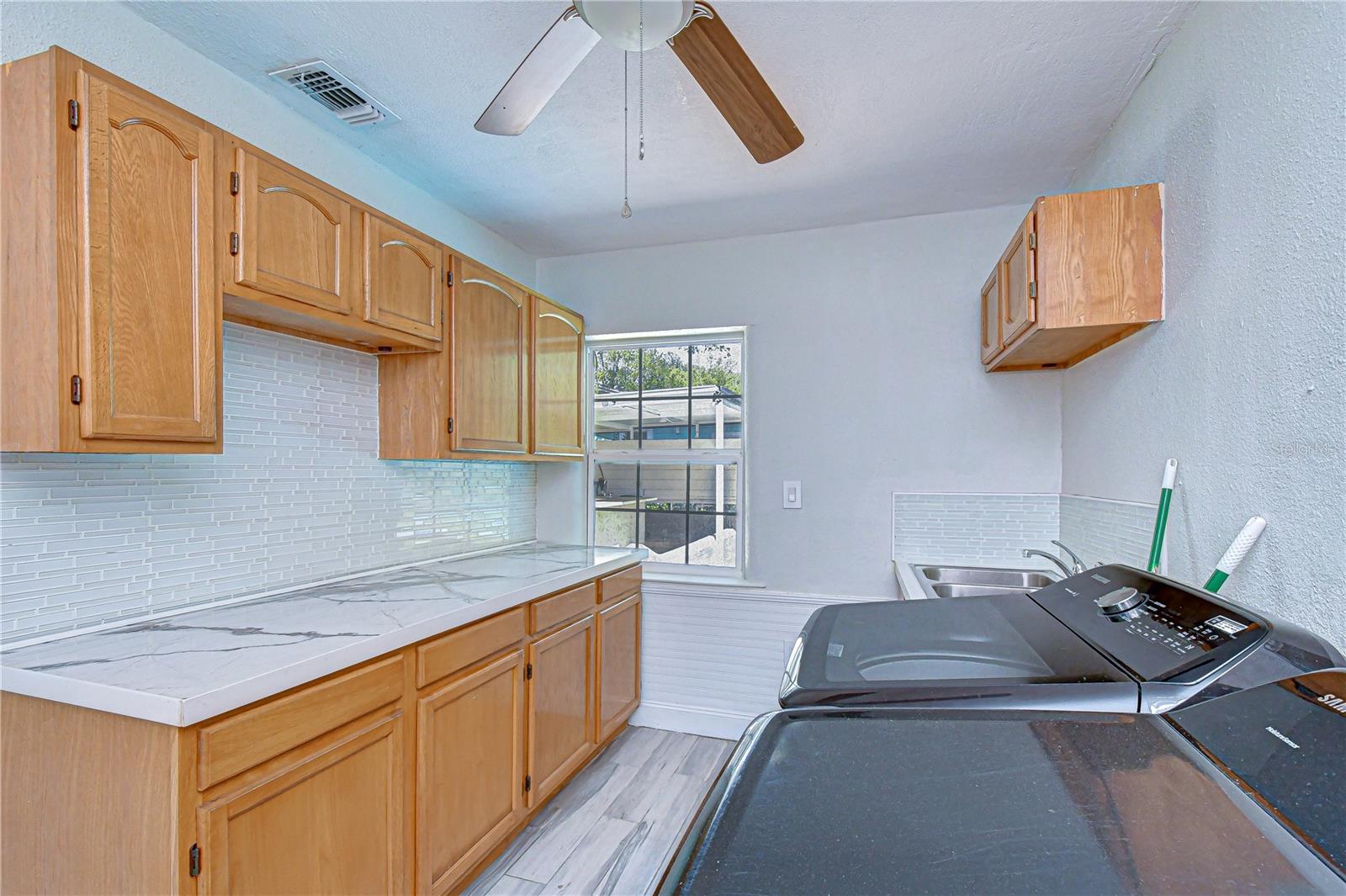 909 HART ST, CLEARWATER, FL, 33755