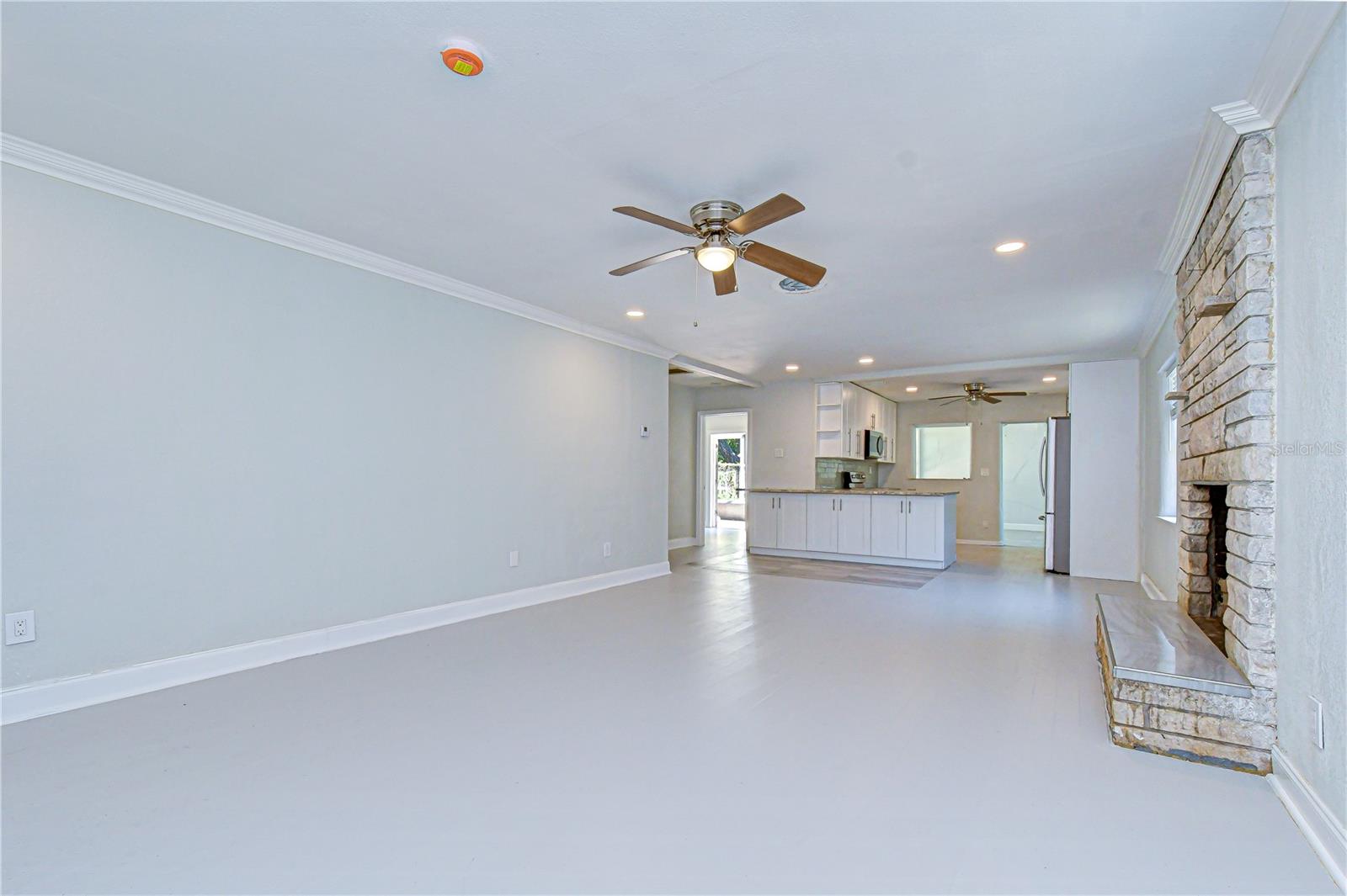 909 HART ST, CLEARWATER, FL, 33755