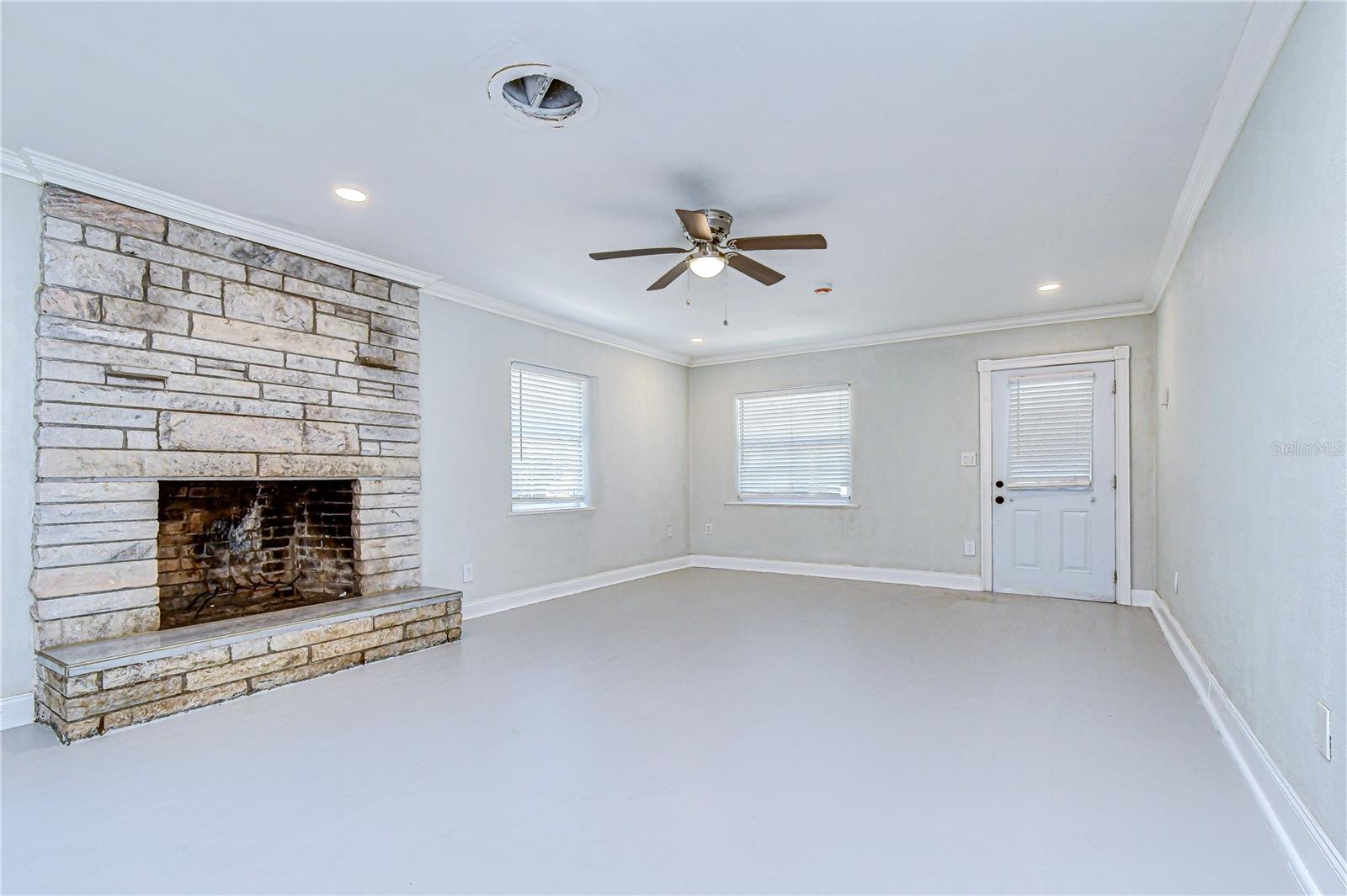 909 HART ST, CLEARWATER, FL, 33755