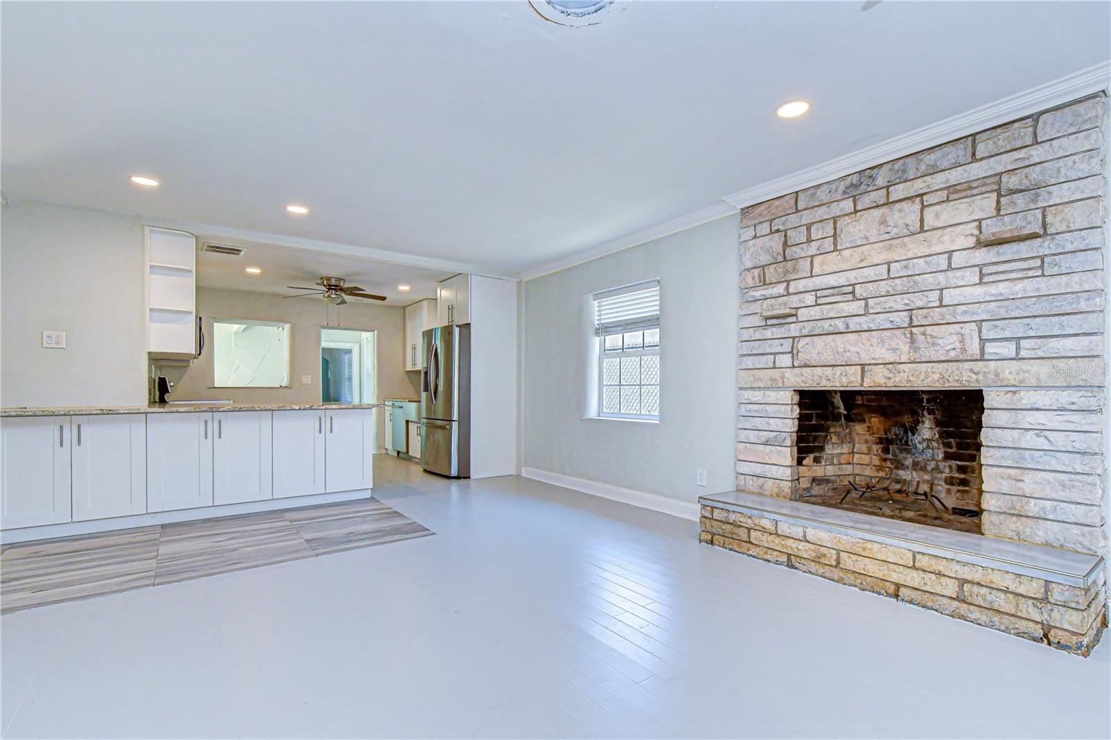 909 HART ST, CLEARWATER, FL, 33755