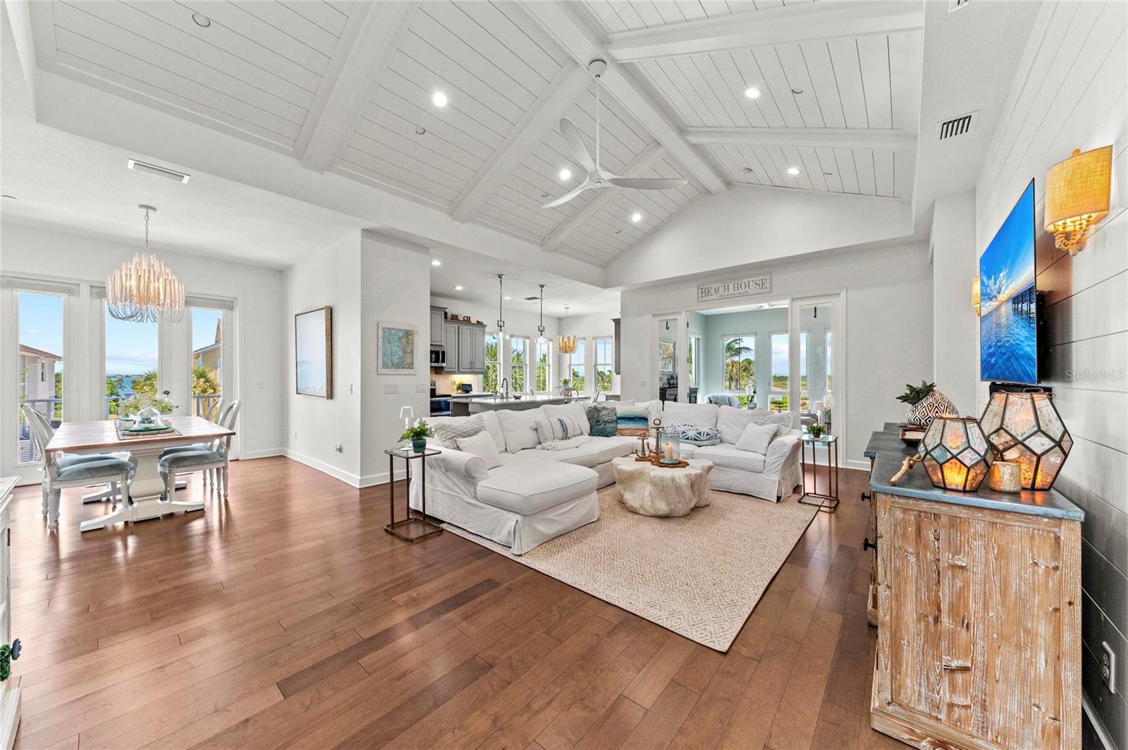 271 SAINT LUCIA DR #202, BRADENTON, FL, 34209