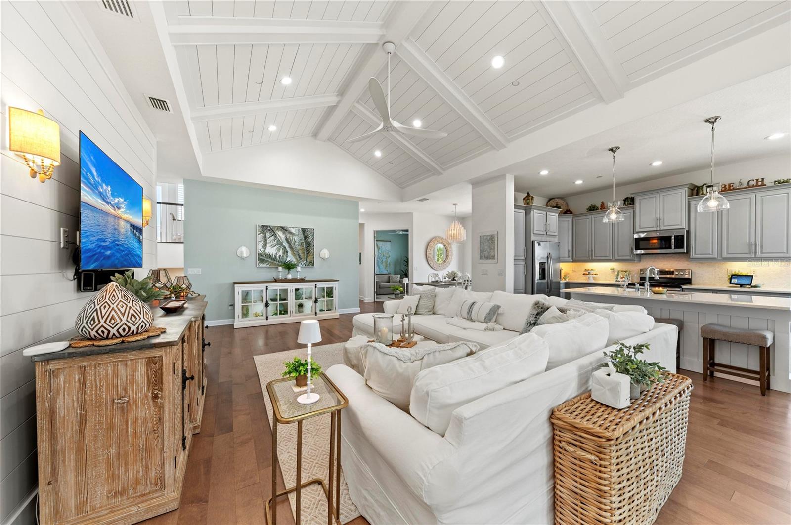 271 SAINT LUCIA DR #202, BRADENTON, FL, 34209