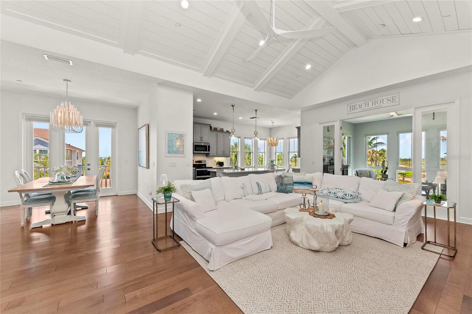 271 SAINT LUCIA DR #202, BRADENTON, FL, 34209