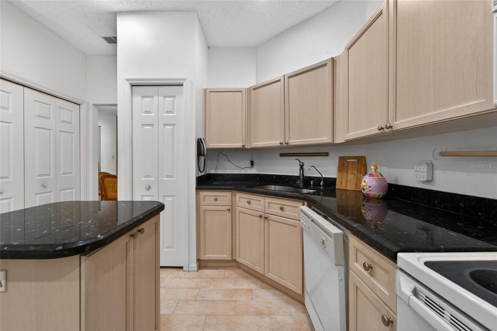 1050 STARKEY RD #509, LARGO, FL, 33771