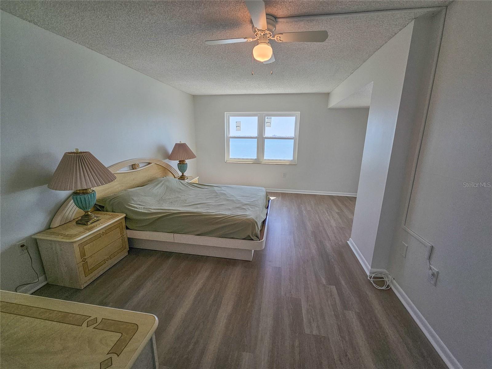 5980 SHORE BLVD S #405, GULFPORT, FL, 33707