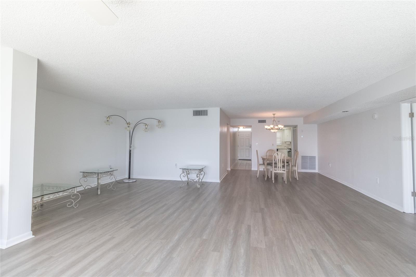 5980 SHORE BLVD S #405, GULFPORT, FL, 33707