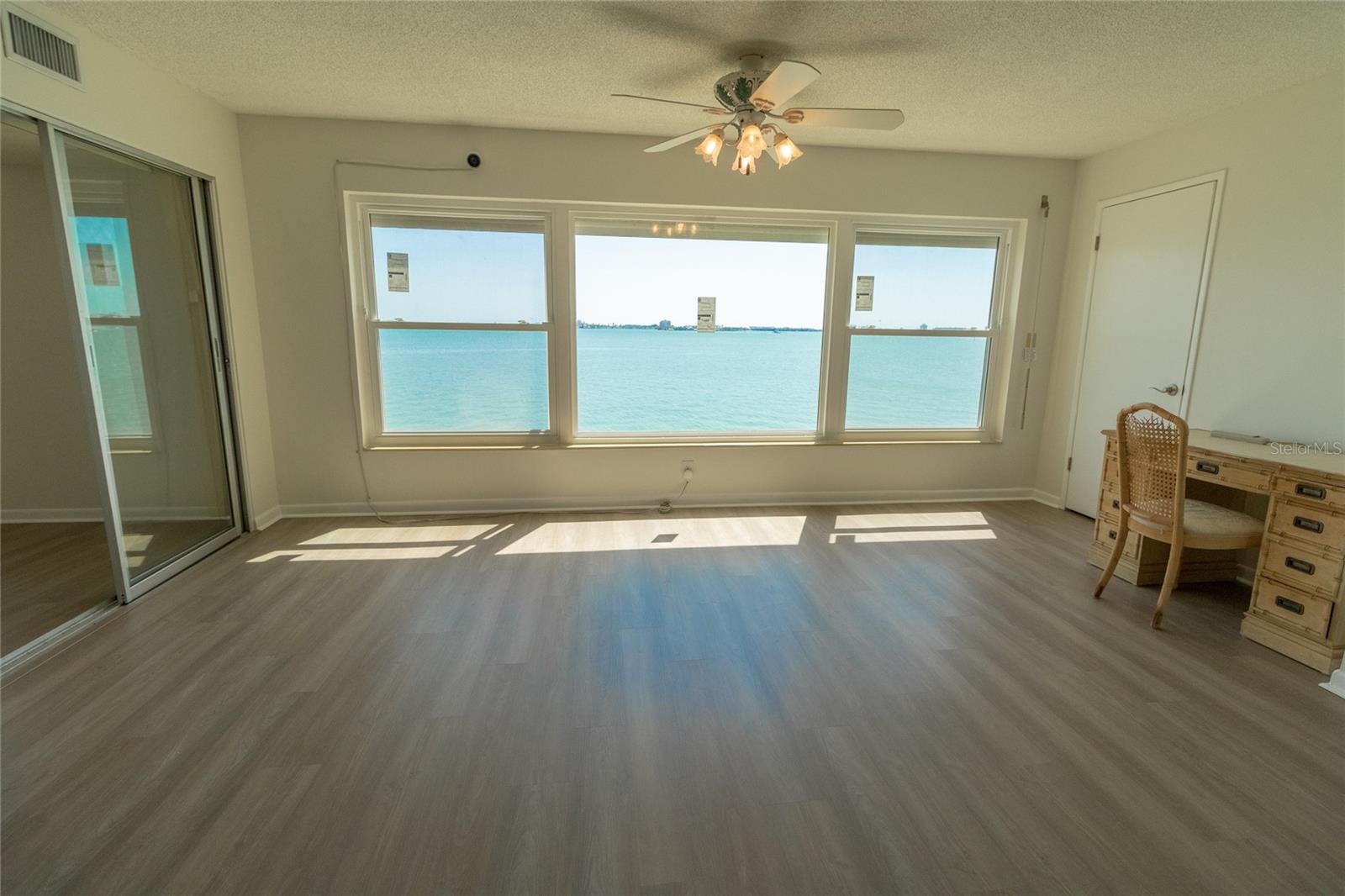 5980 SHORE BLVD S #405, GULFPORT, FL, 33707