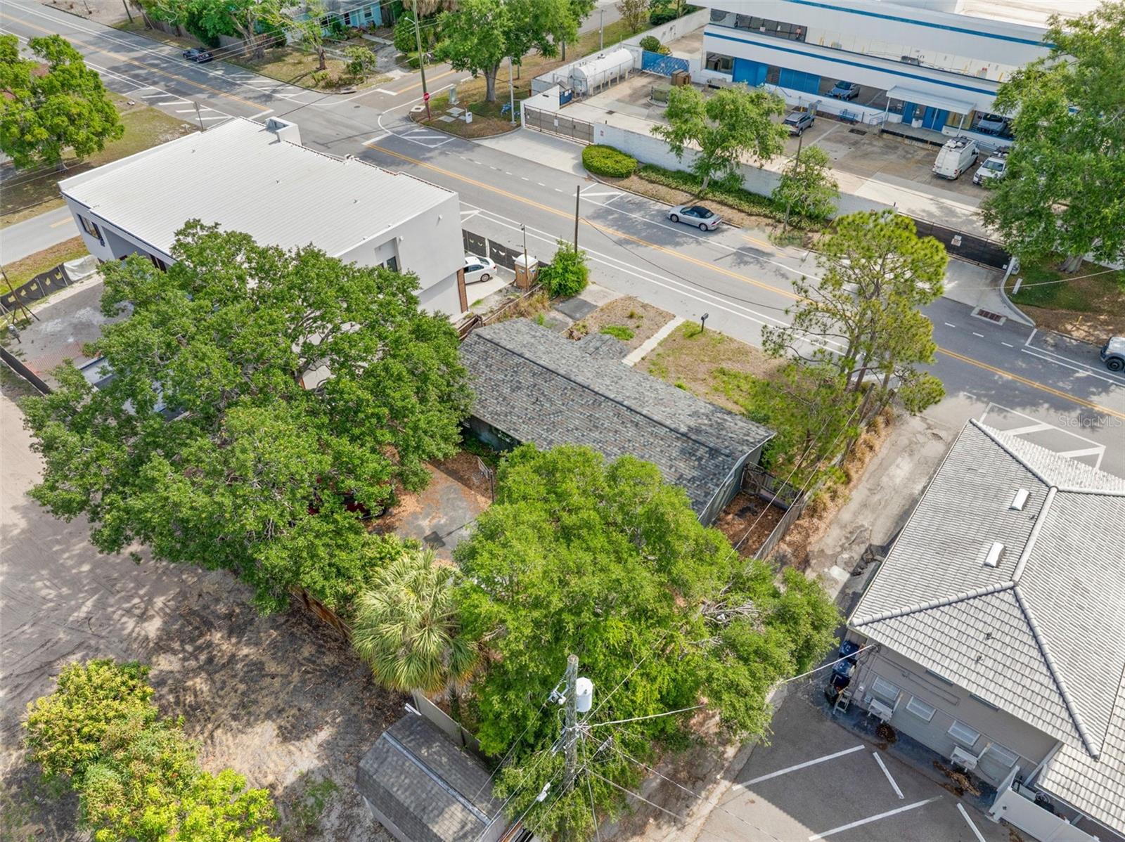 110 N LINCOLN AVE, TAMPA, FL, 33609