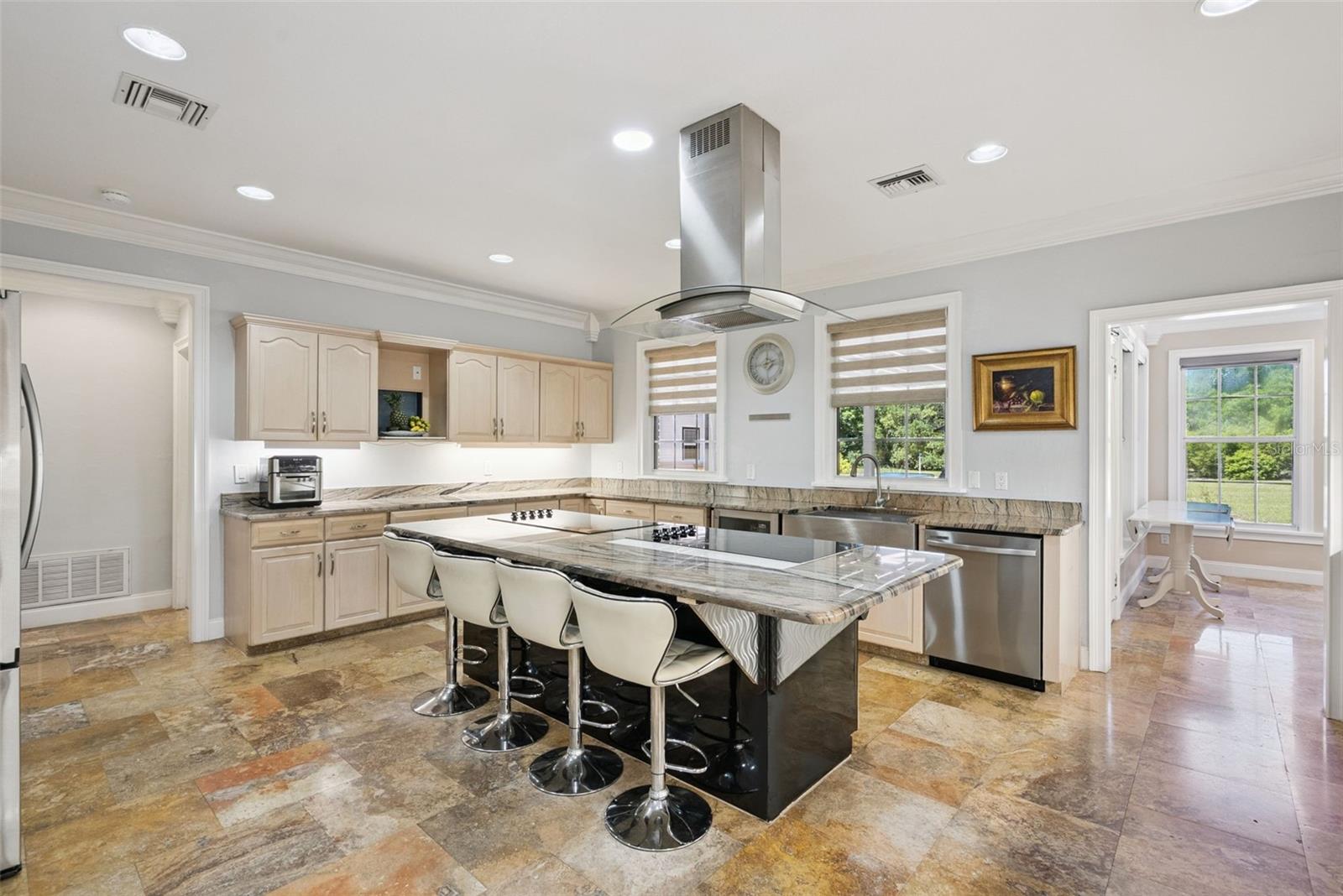 1498 MARKHAM WOODS RD, LONGWOOD, FL, 32779