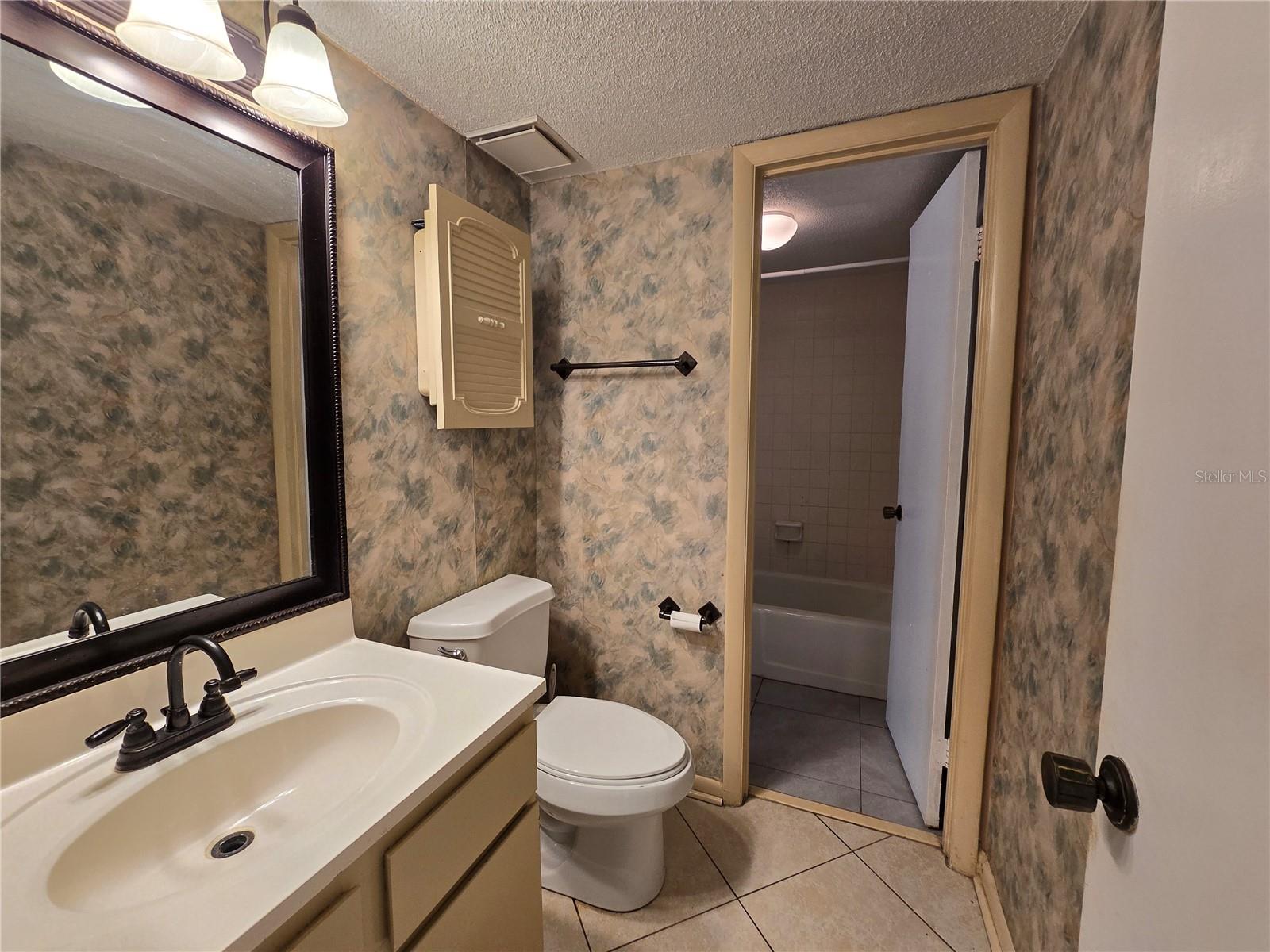 561 FAIRWAYS CIR #A, OCALA, FL, 34472