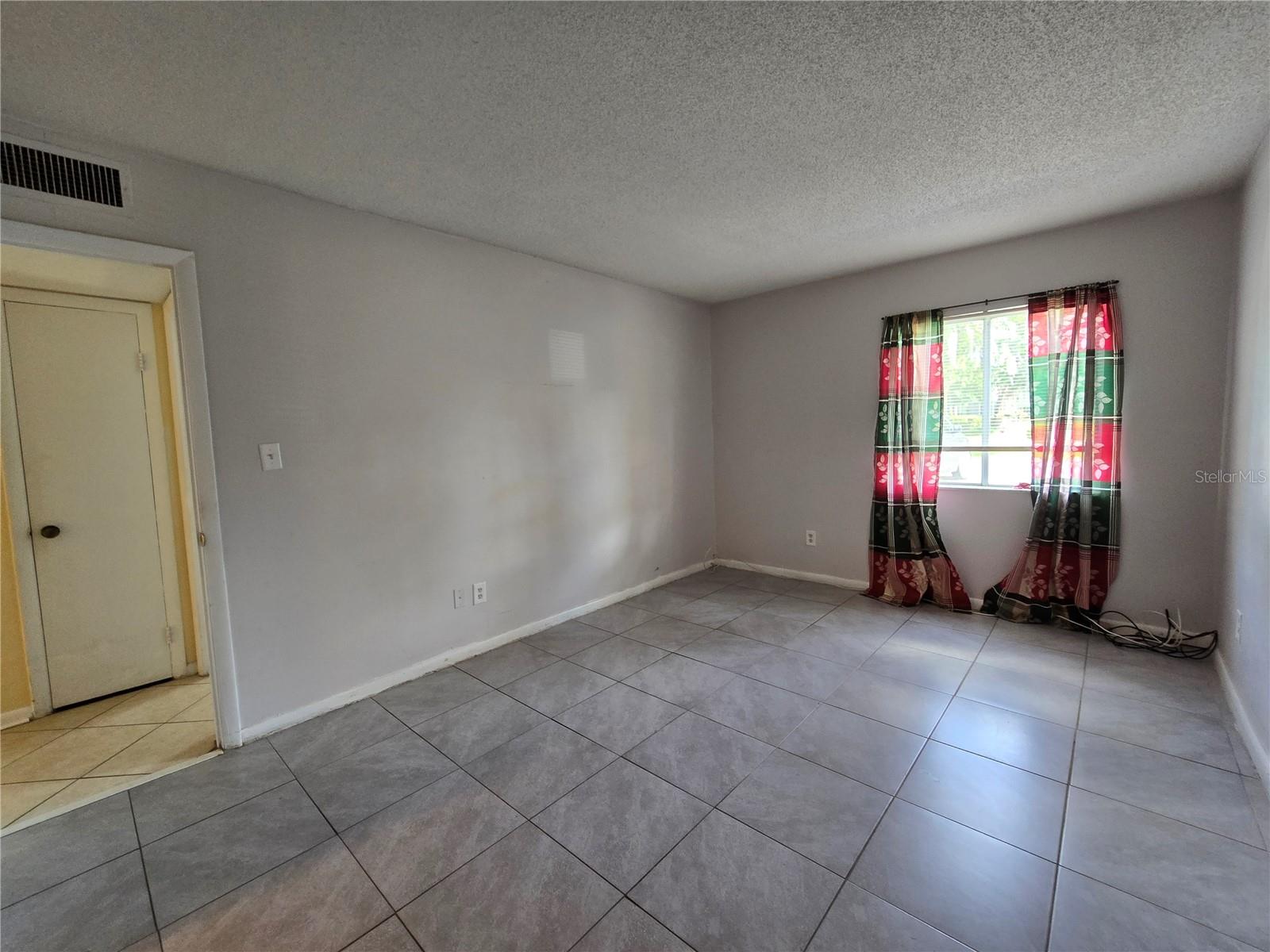 561 FAIRWAYS CIR #A, OCALA, FL, 34472