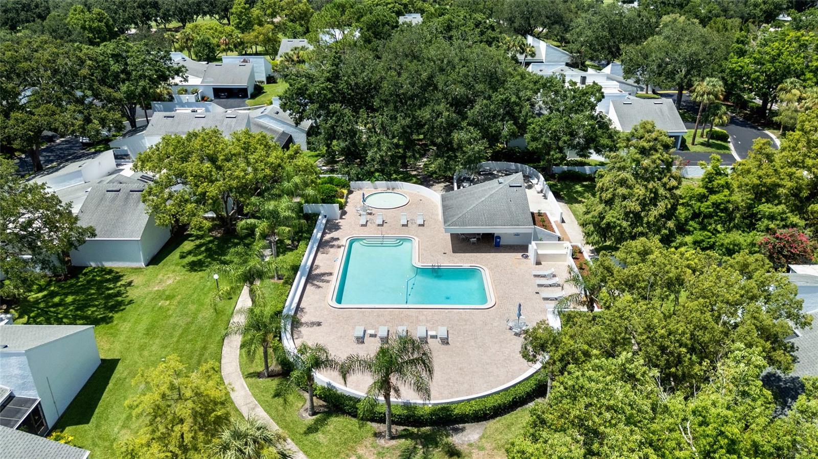 4168 NORTHMEADOW CIR, TAMPA, FL, 33618