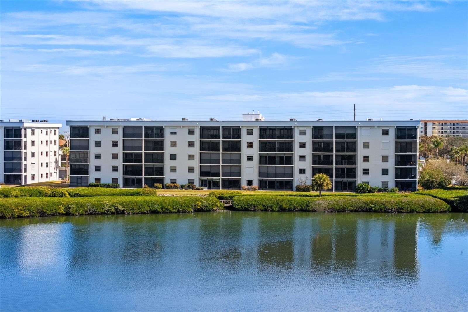 3165 ATLANTIC — photo 1