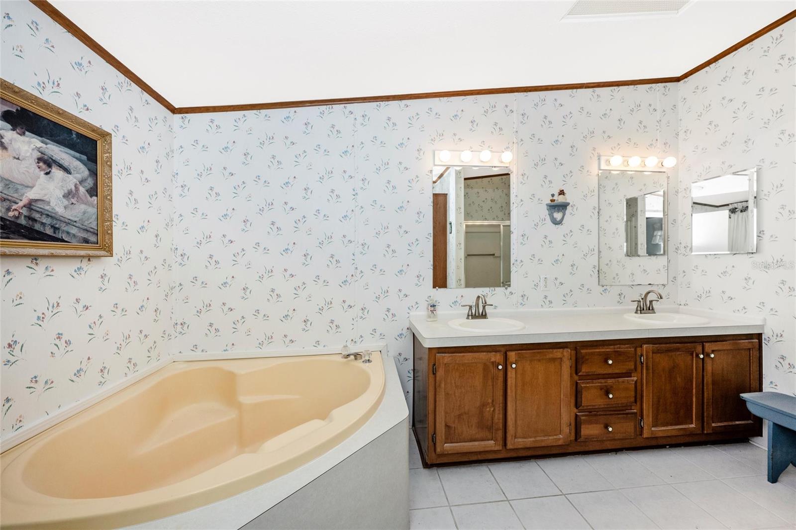 2165 GONDOLA DR, SARASOTA, FL, 34238