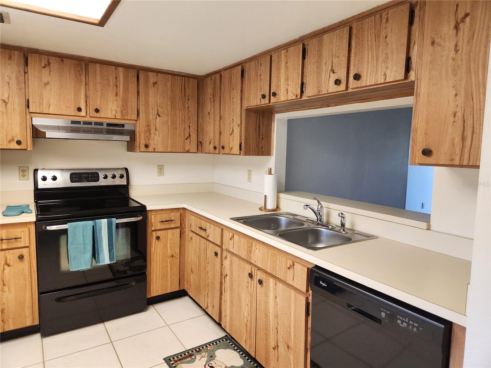 2685 SABAL SPRINGS CIR #103, CLEARWATER, FL, 33761