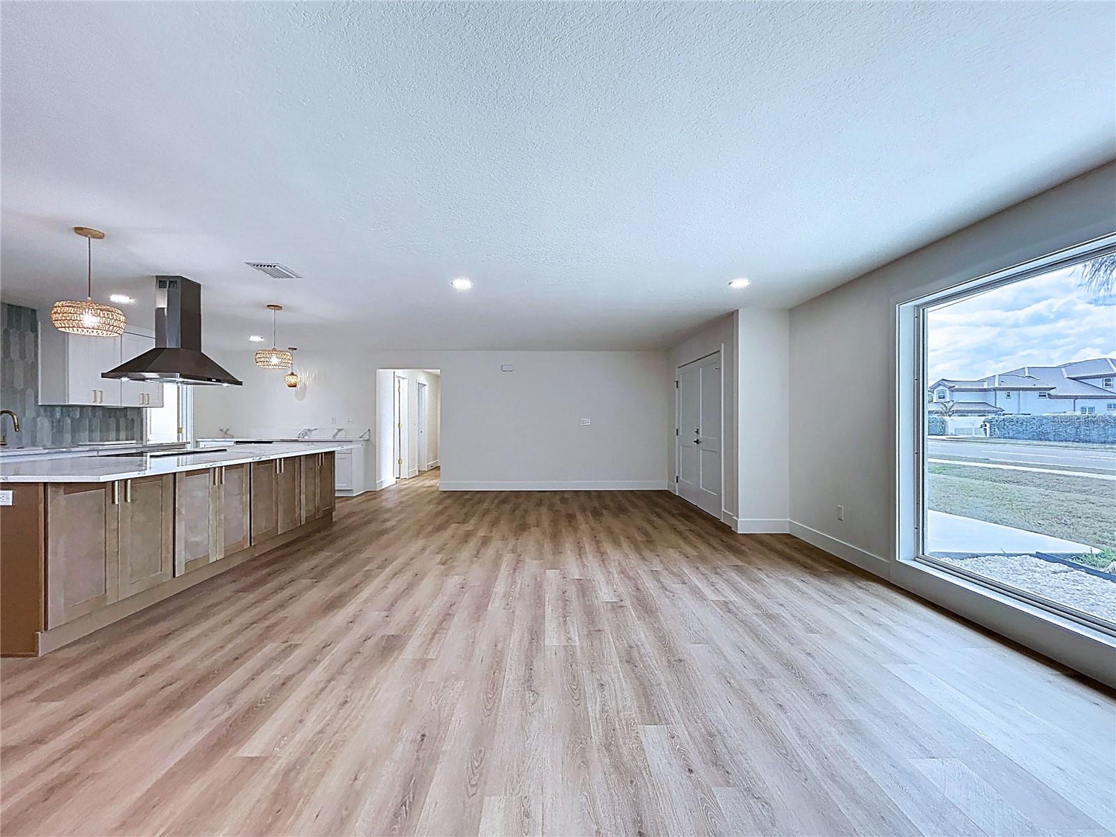 1401 GULF BLVD, BELLEAIR BEACH, FL, 33786