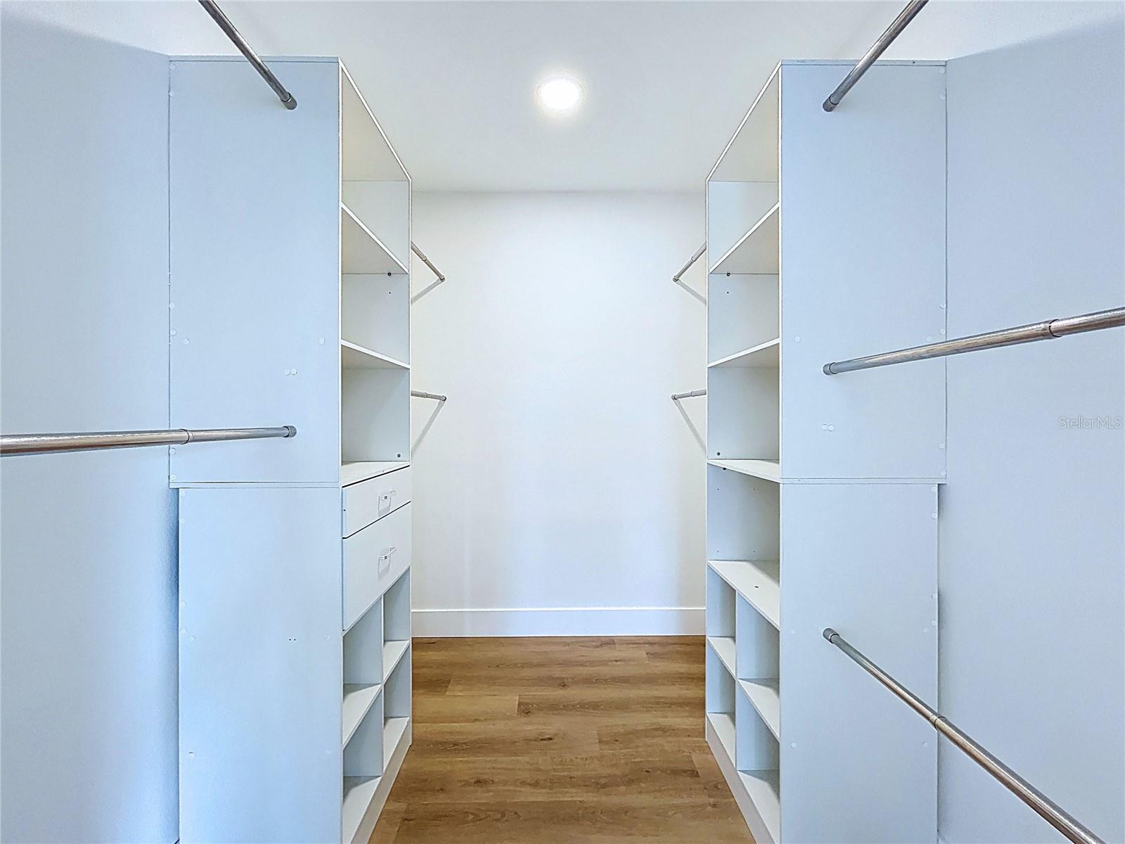 1401 GULF BLVD, BELLEAIR BEACH, FL, 33786