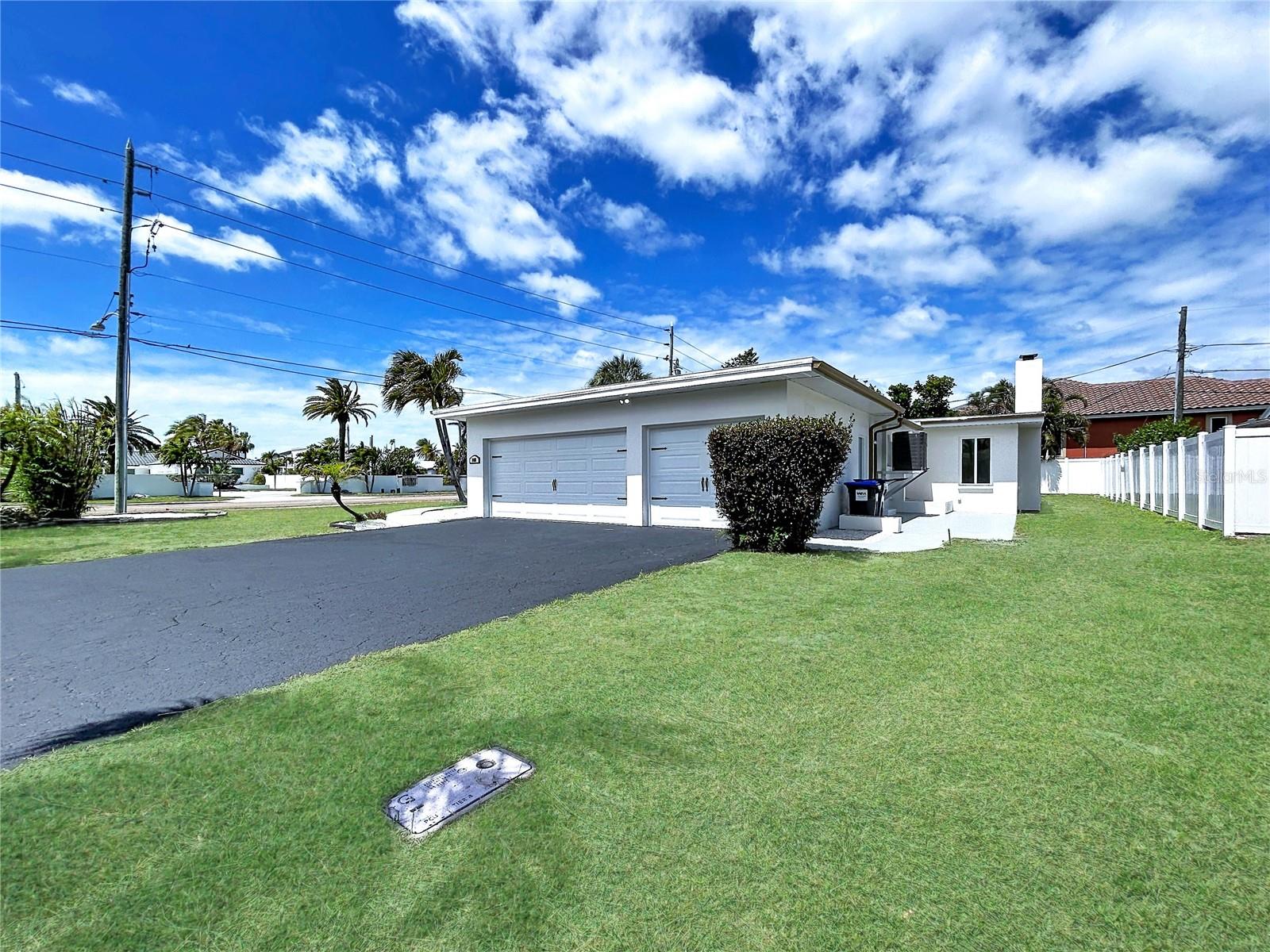 1401 GULF BLVD, BELLEAIR BEACH, FL, 33786