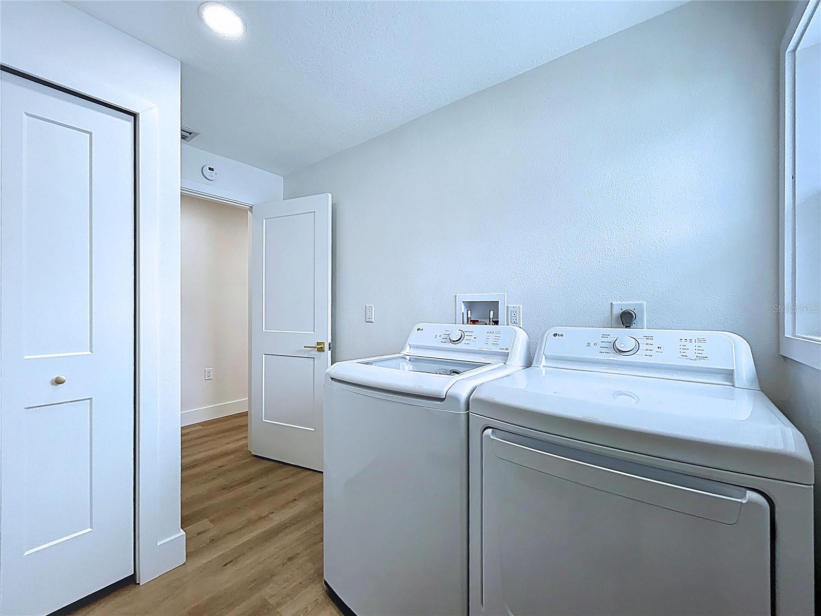 1401 GULF BLVD, BELLEAIR BEACH, FL, 33786