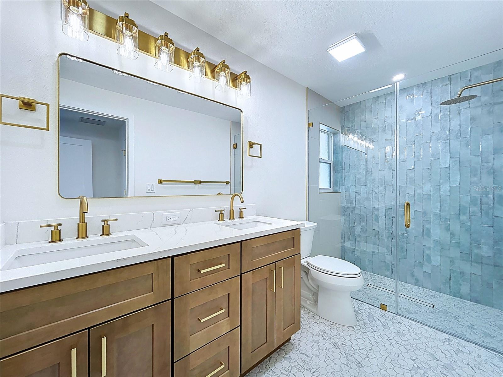 1401 GULF BLVD, BELLEAIR BEACH, FL, 33786