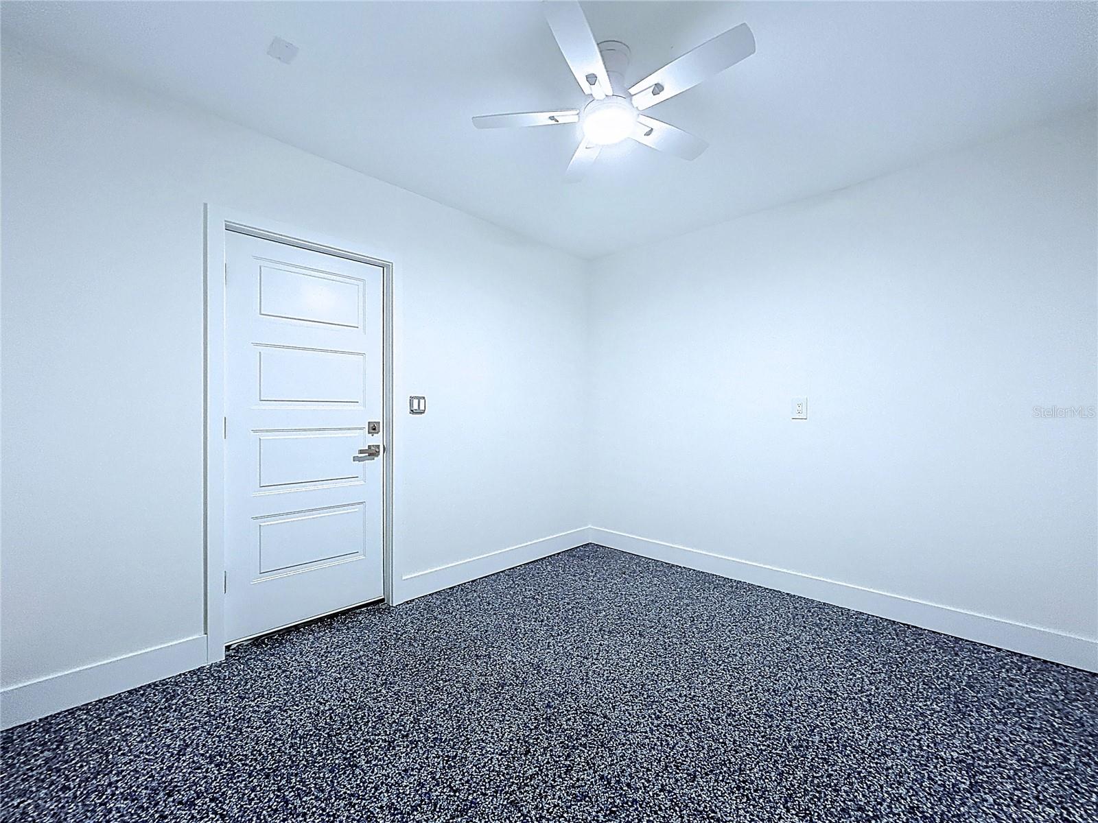 1401 GULF BLVD, BELLEAIR BEACH, FL, 33786