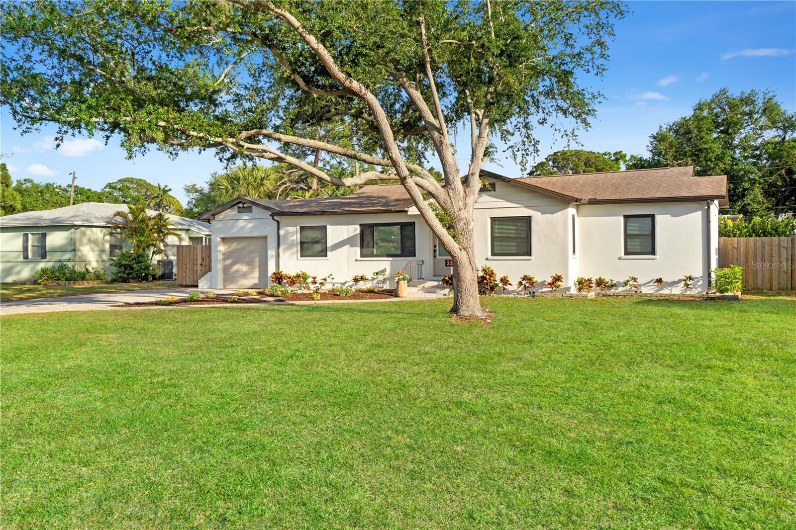 2310 CATALONIA WAY S, ST PETERSBURG, FL, 33712