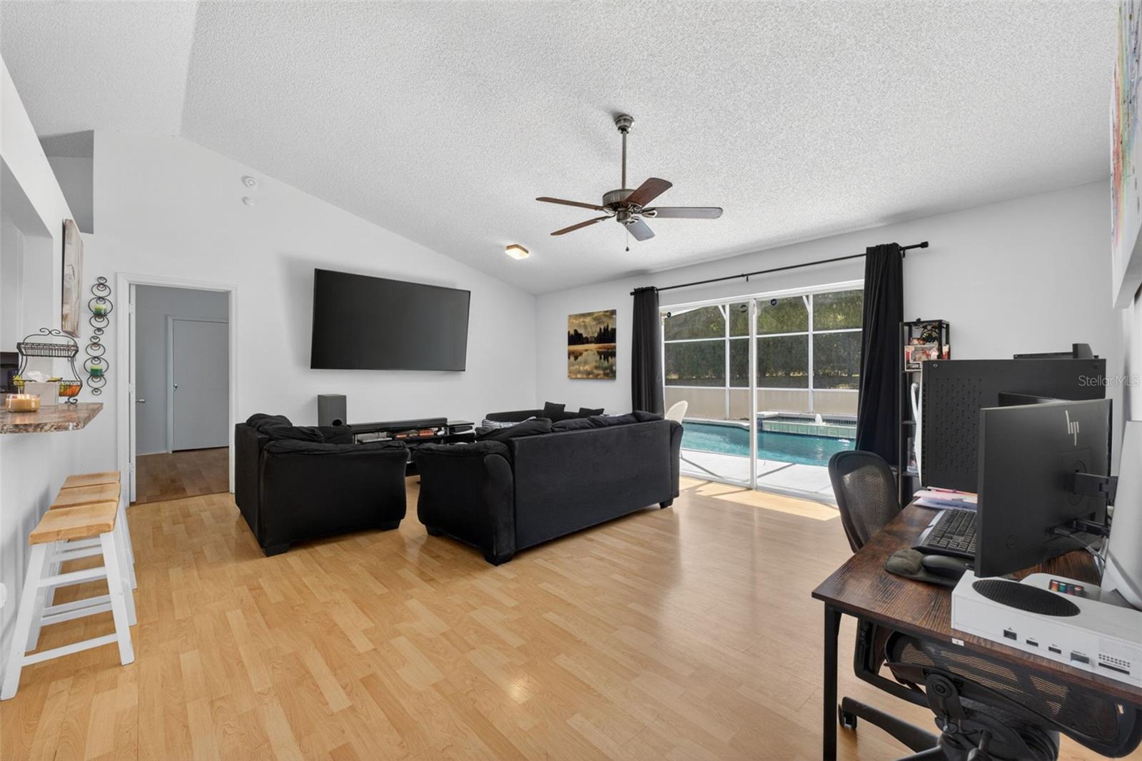 204 MONTANA AVE, DAVENPORT, FL, 33897