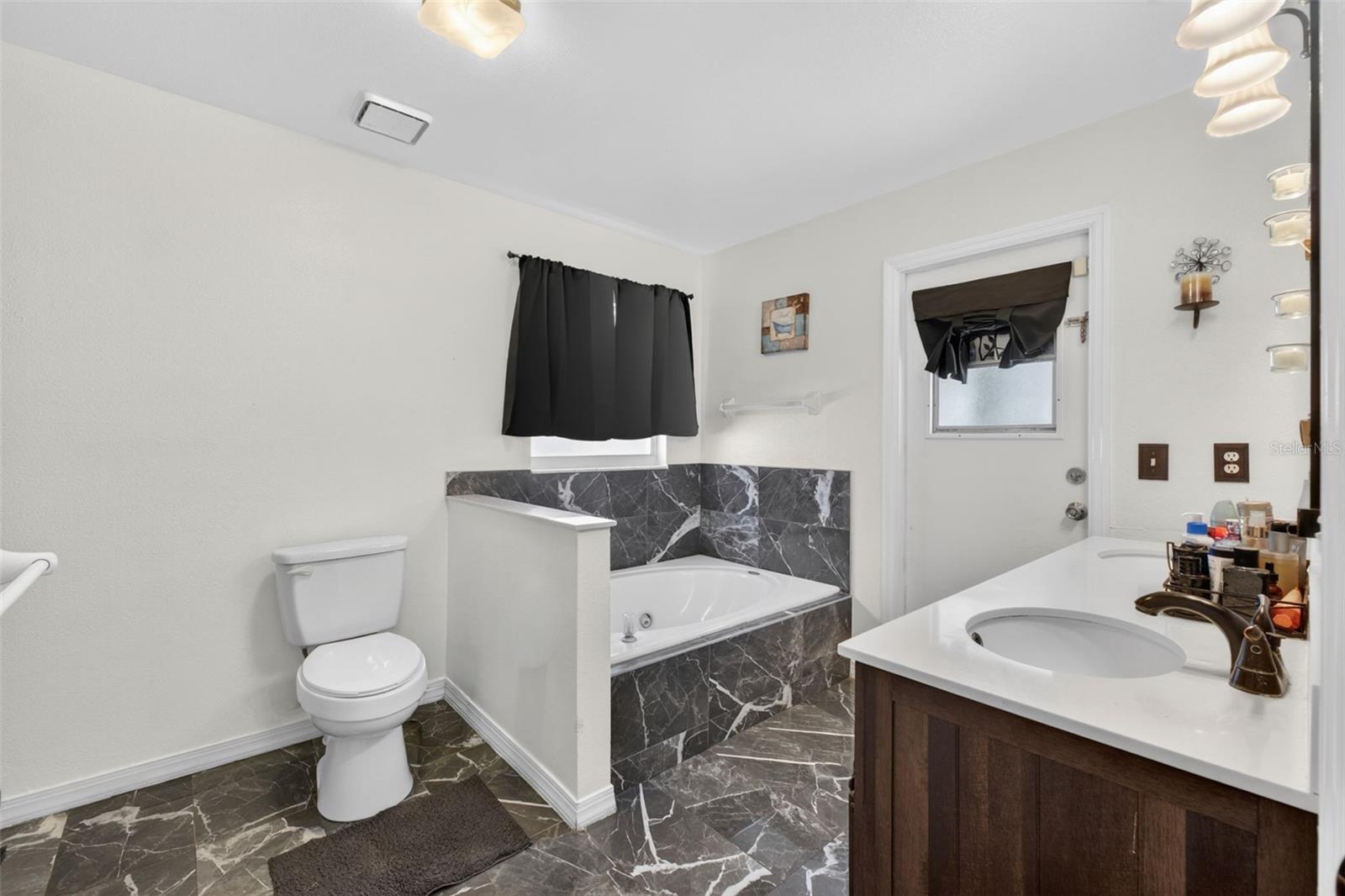 204 MONTANA AVE, DAVENPORT, FL, 33897
