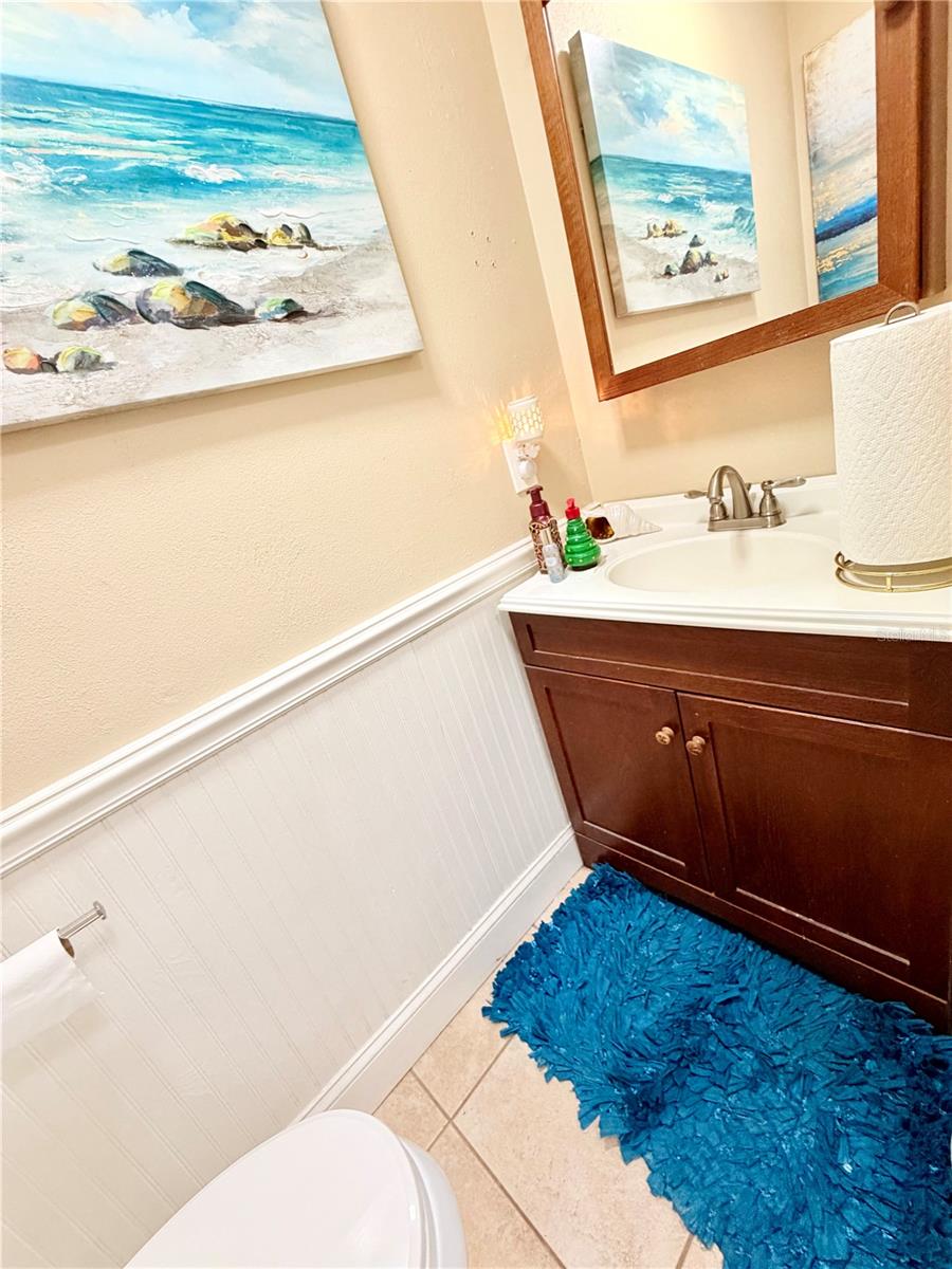 1880 OAK FOREST DR E, CLEARWATER, FL, 33759