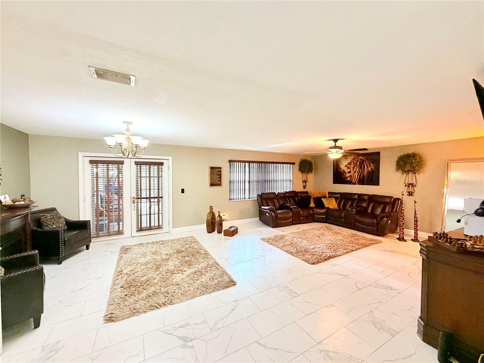 1880 OAK FOREST DR E, CLEARWATER, FL, 33759