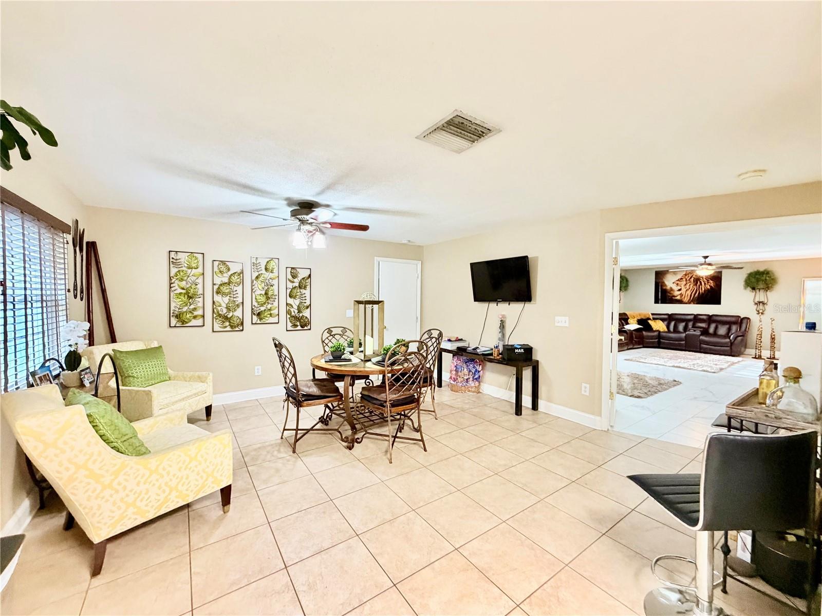 1880 OAK FOREST DR E, CLEARWATER, FL, 33759