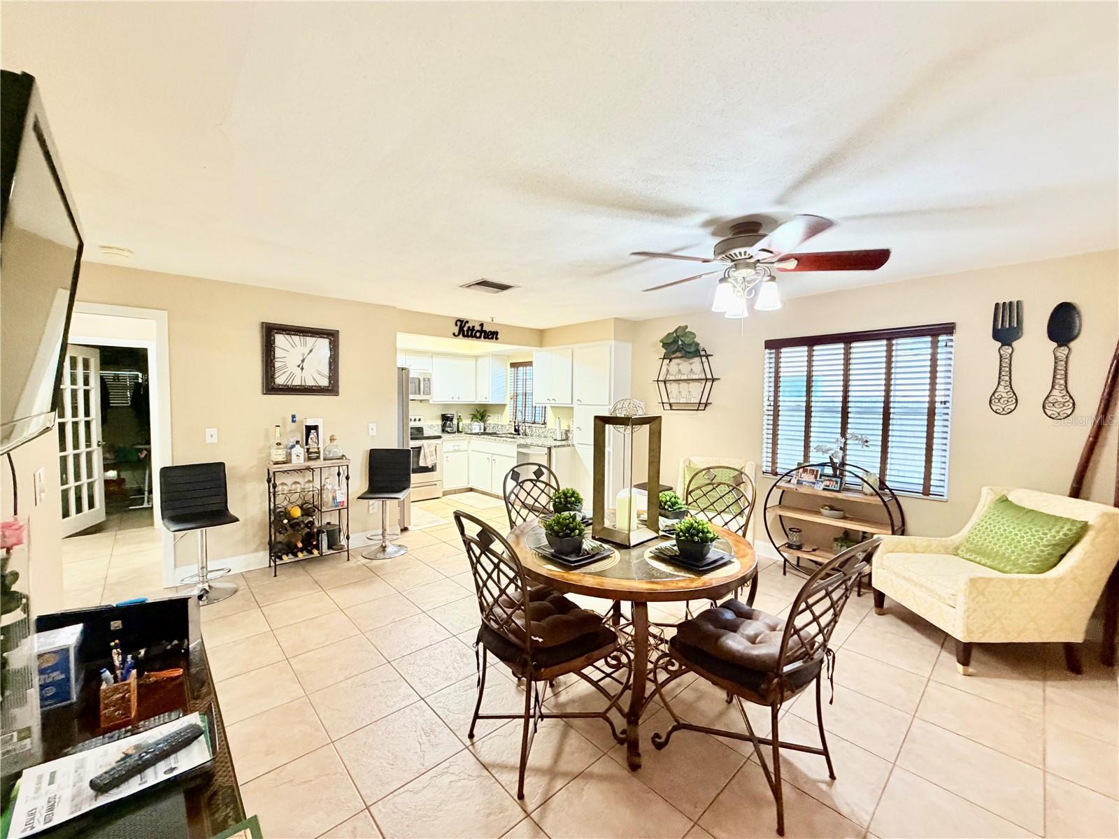 1880 OAK FOREST DR E, CLEARWATER, FL, 33759