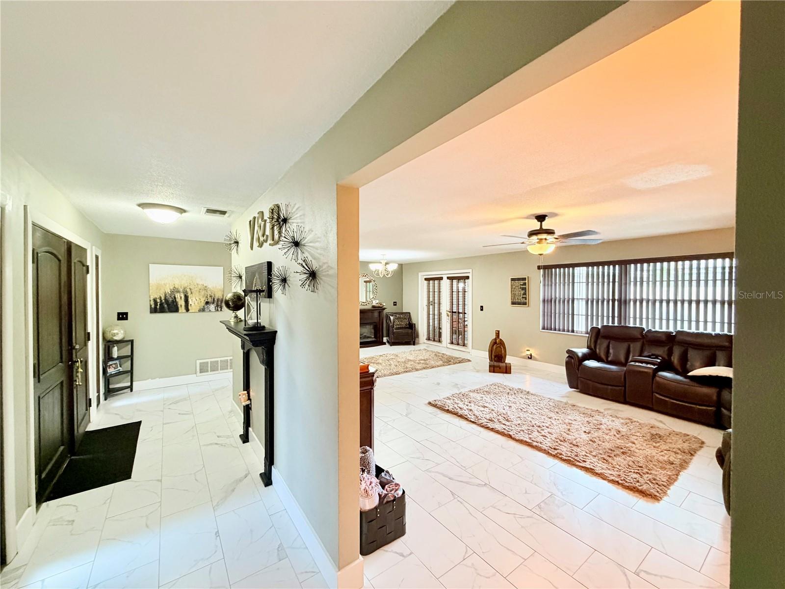 1880 OAK FOREST DR E, CLEARWATER, FL, 33759