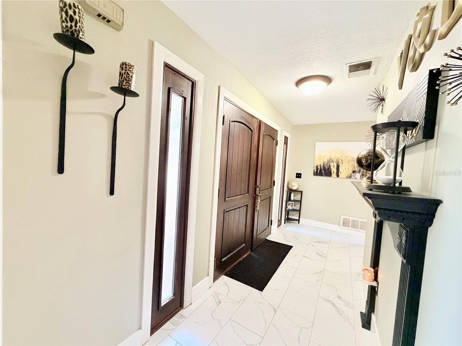 1880 OAK FOREST DR E, CLEARWATER, FL, 33759