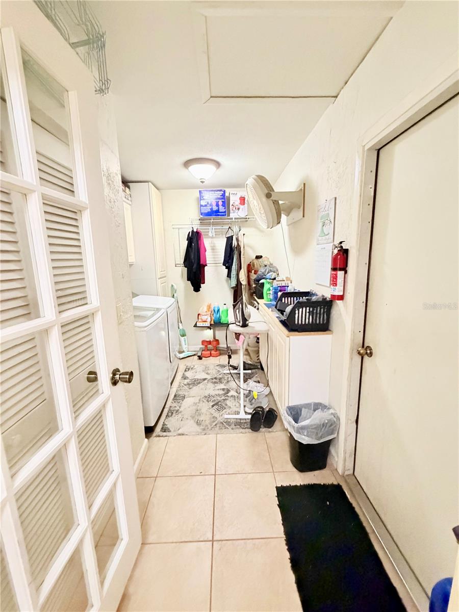 1880 OAK FOREST DR E, CLEARWATER, FL, 33759