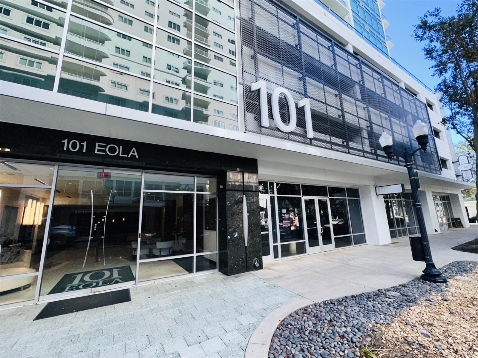 101 S EOLA DR #1208, ORLANDO, FL, 32801