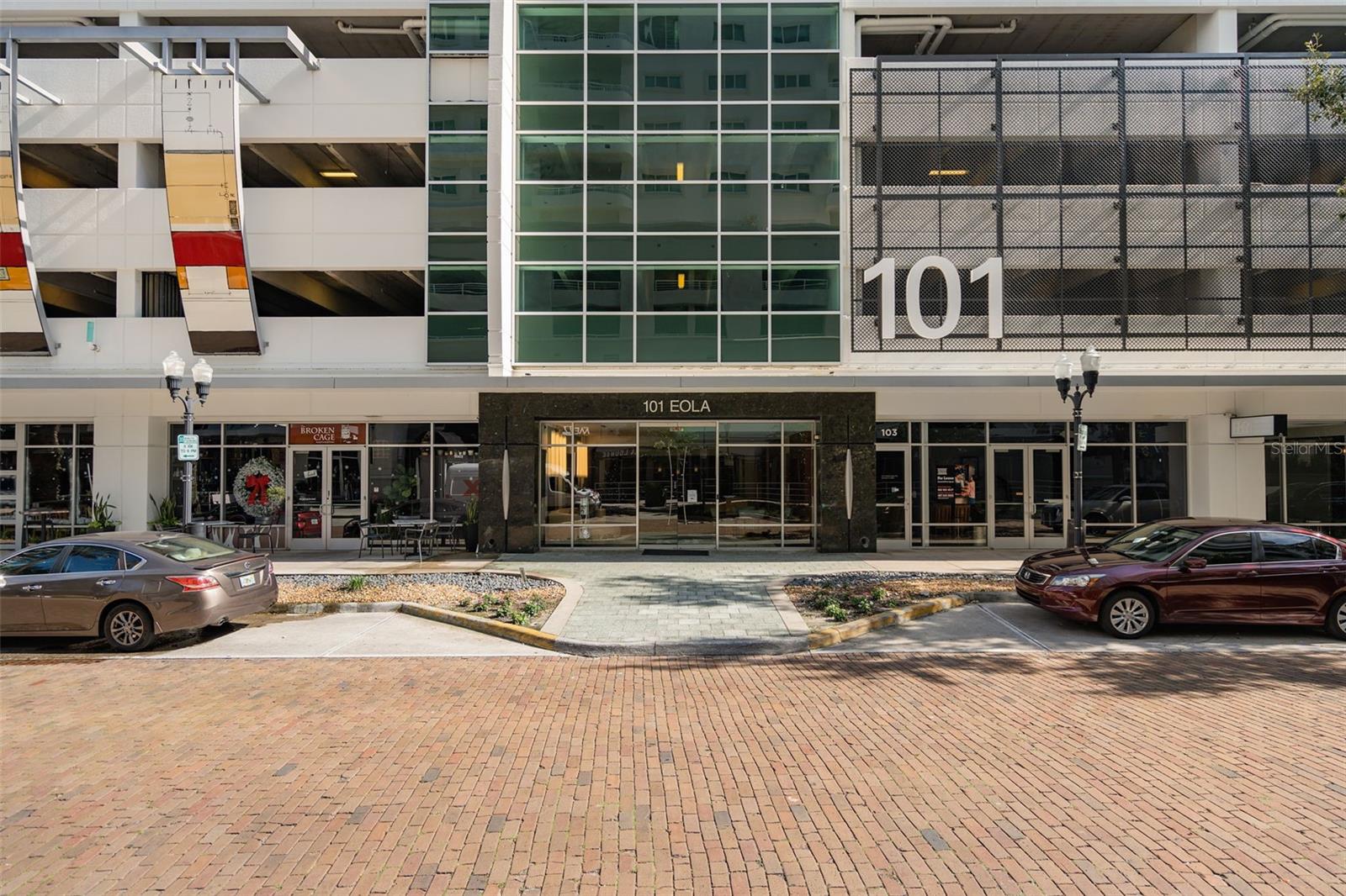 101 S EOLA DR #1208, ORLANDO, FL, 32801