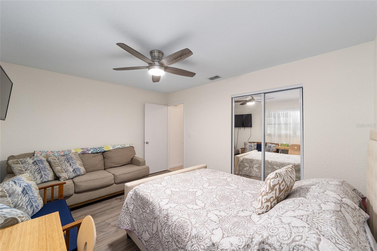 8677 SW 95TH LN #E, OCALA, FL, 34481