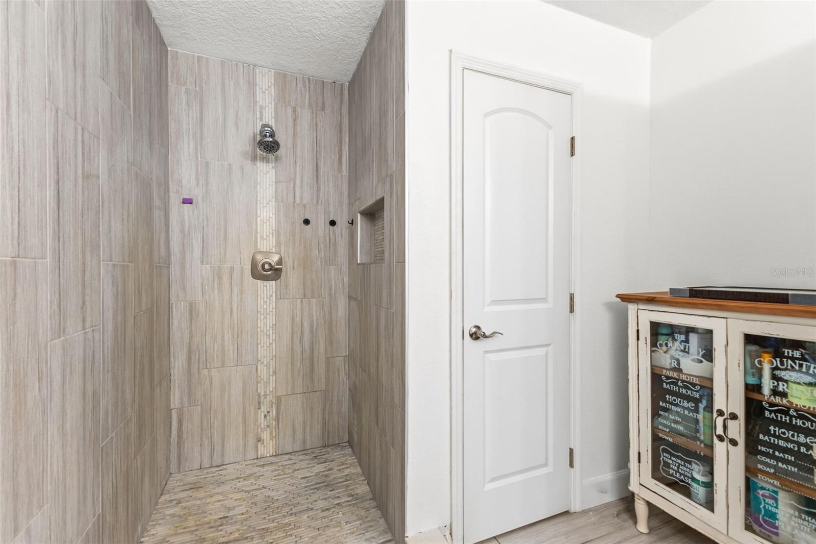 5502 BRUTON RD, PLANT CITY, FL, 33565