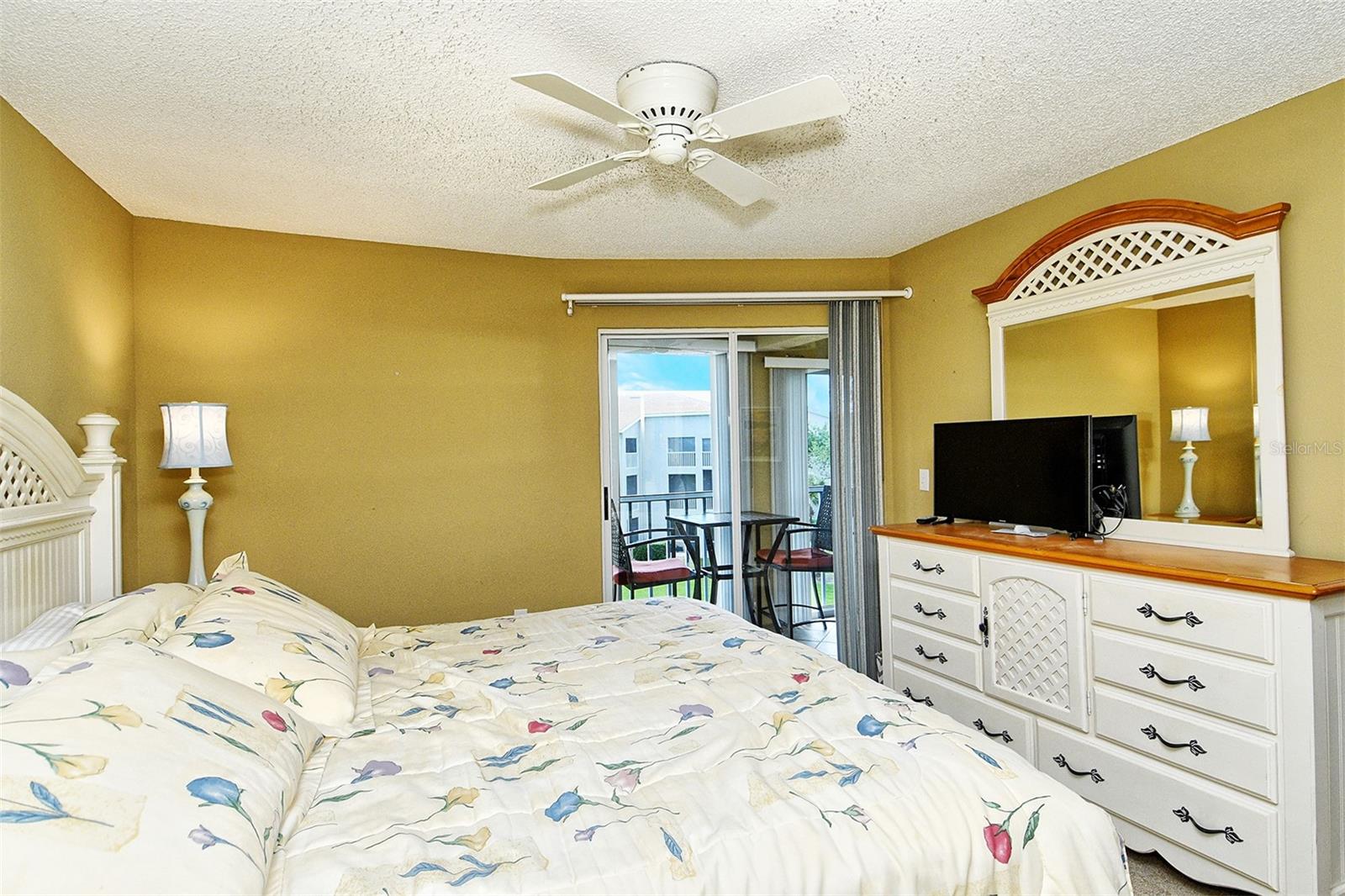 9610 CLUB SOUTH CIR #4302, SARASOTA, FL, 34238