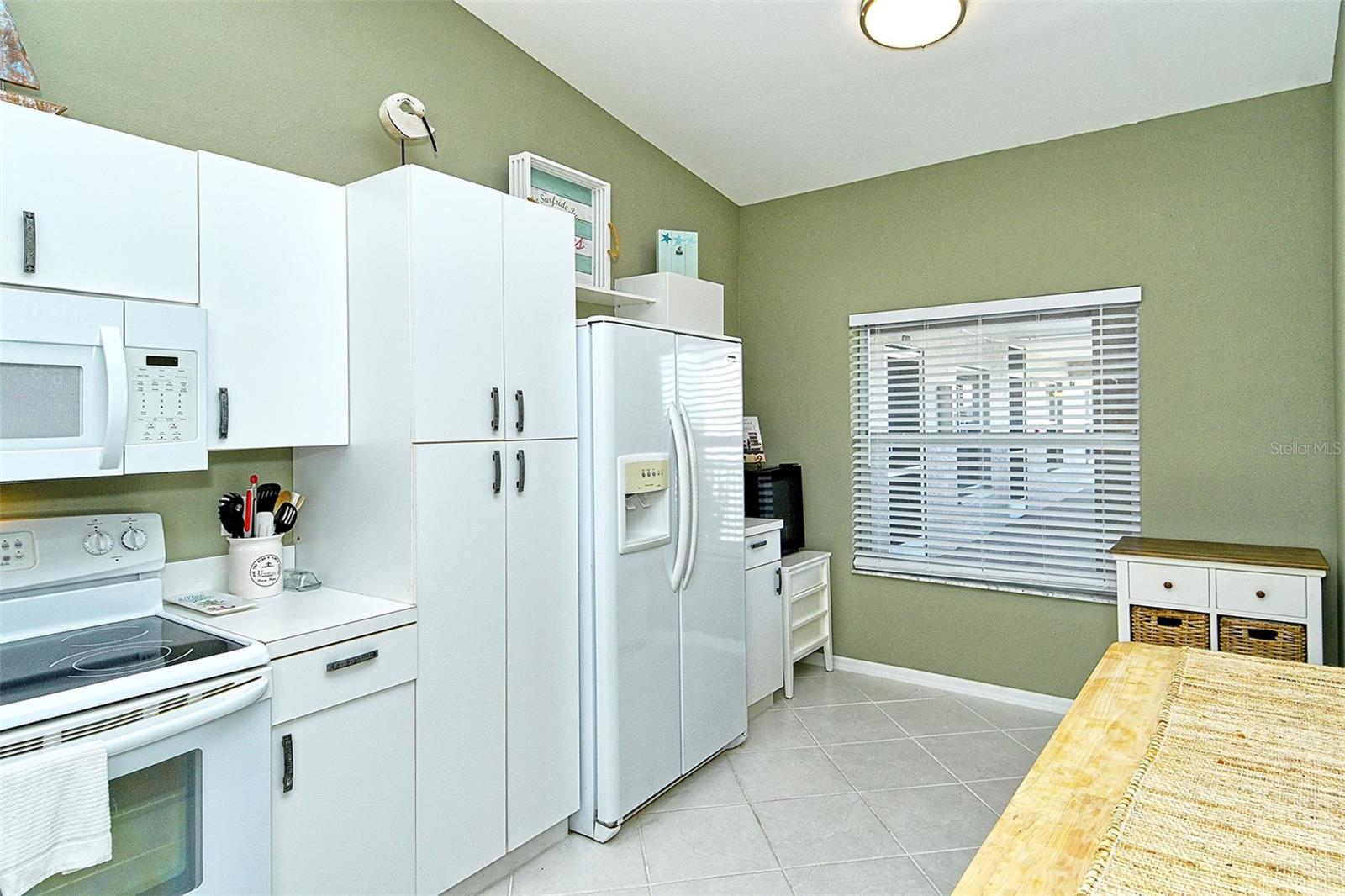 9610 CLUB SOUTH CIR #4302, SARASOTA, FL, 34238