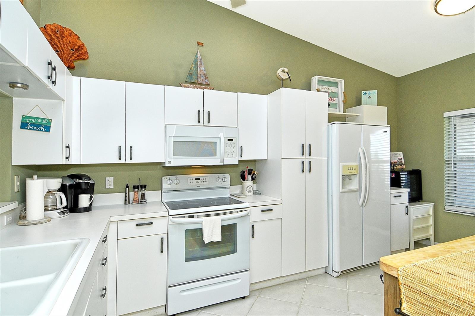 9610 CLUB SOUTH CIR #4302, SARASOTA, FL, 34238