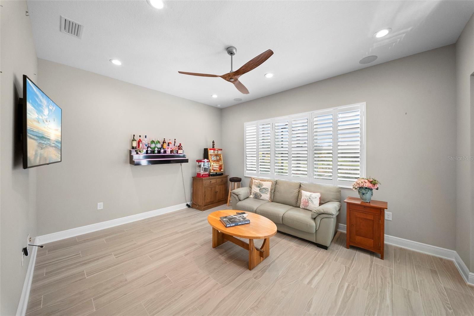 21244 HOLMES CIR, VENICE, FL, 34293