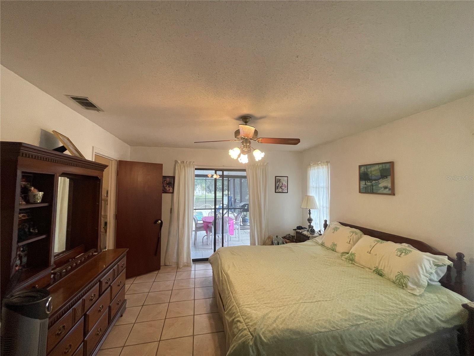 5662 S SALFORD BLVD, NORTH PORT, FL, 34287